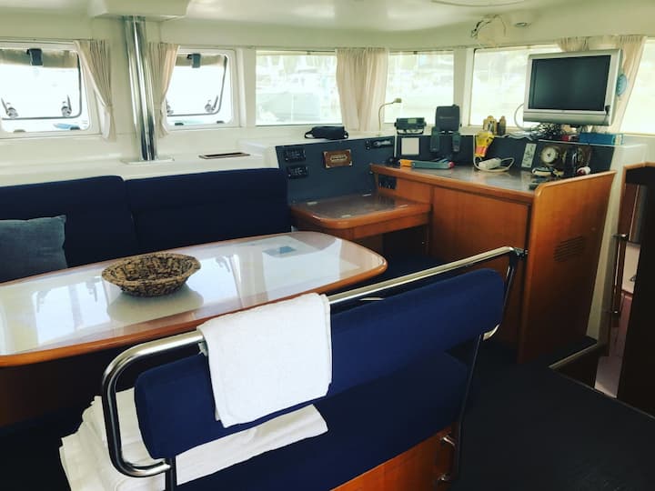 Athen 12.6 m Für Charter Katamaran — #14176 - 13