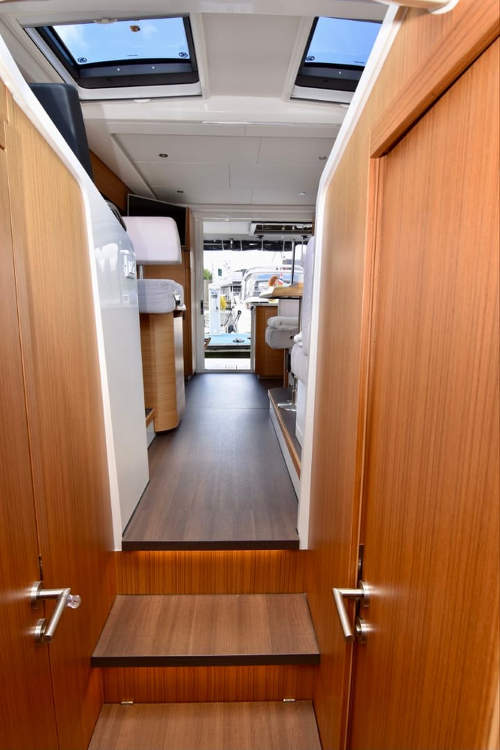 Motorboot Greenline 39 (2021) für Charter - Posgrunn | #14204 - 28