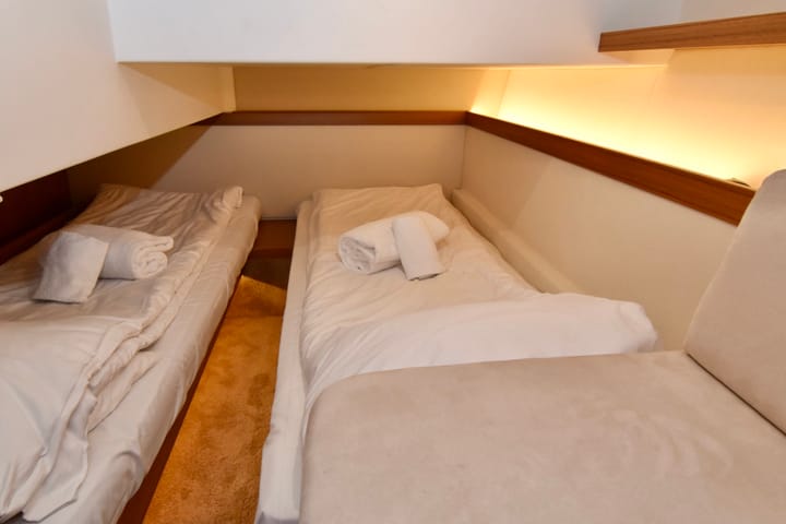 Motorboot Greenline 39 (2021) für Charter - Posgrunn | #14204 - 5