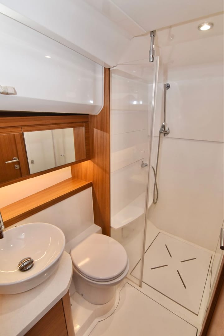 Motorboot Greenline 39 (2021) für Charter - Posgrunn | #14204 - 25