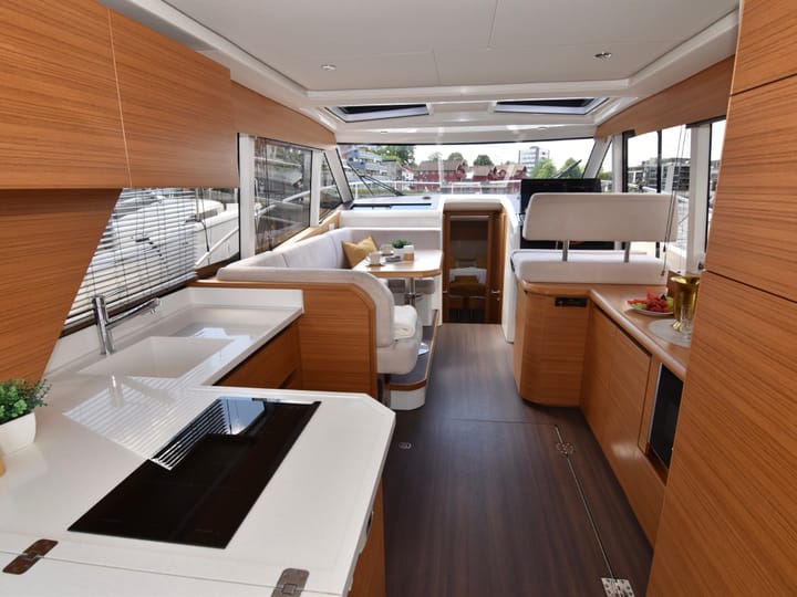 Motorboot Greenline 39 (2021) für Charter - Posgrunn | #14204 - 2