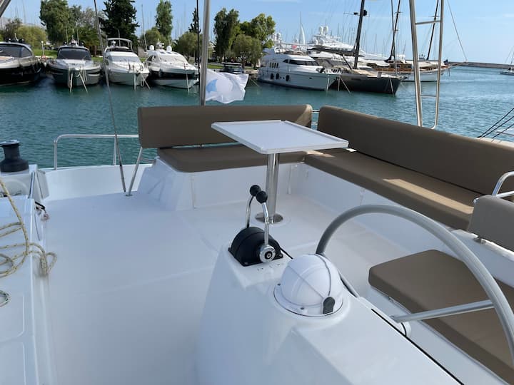 Athen 14.28 m Für Charter Katamaran — #14214 - 10