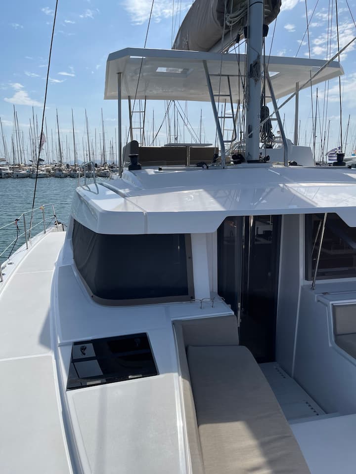 Athen 14.28 m Für Charter Katamaran — #14214 - 7