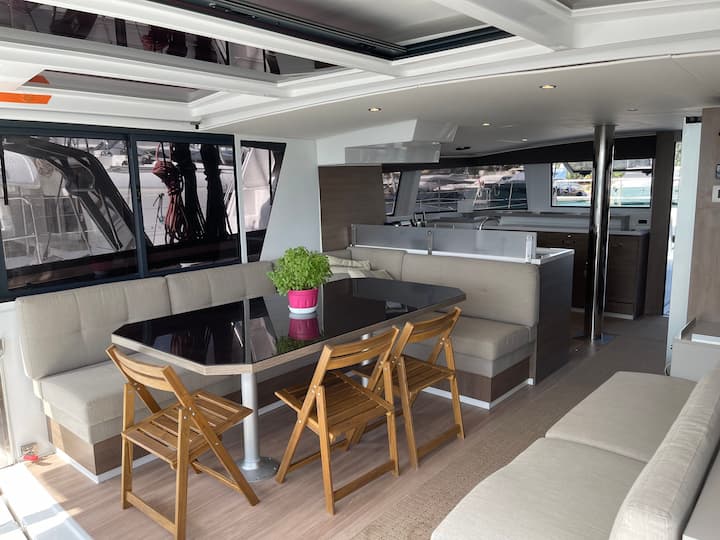 Athen 14.28 m Für Charter Katamaran — #14214 - 24