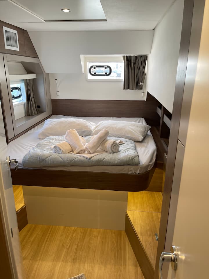 Athen 14.28 m Für Charter Katamaran — #14214 - 30