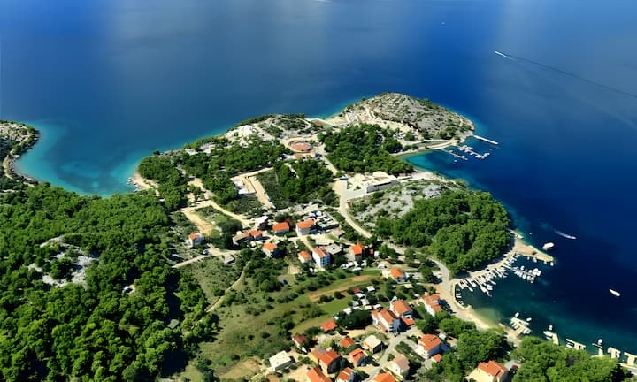  Velero Bavaria 46 Cruiser (2018) para Charter - Arrastra | #14249 - 14