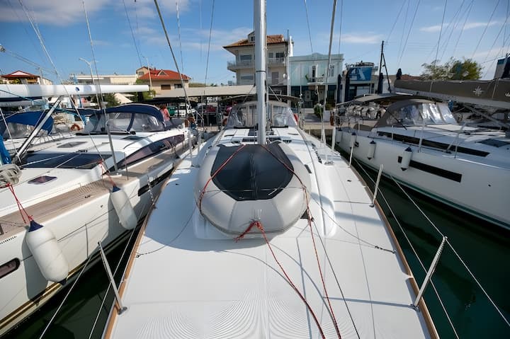 Barca a vela Jeanneau Sun Odyssey 519 (2020) per Noleggio, overcloccabile Rhodes | #14344 - 12