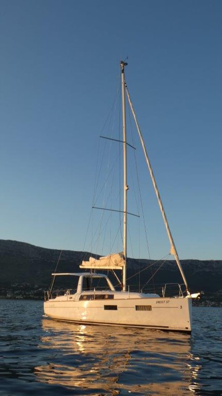 Sailboat Beneteau Oceanis 35 R (2016) for Charter - Split | #14449 - 10