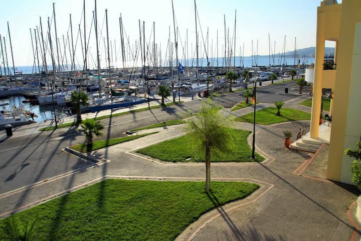 Sailboat Jeanneau Sun Odyssey 440 (2022) for Charter - Lavrion | #14455 - 16