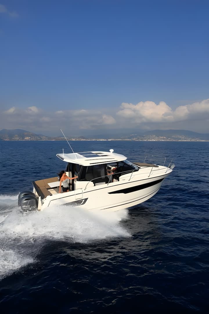  Motoscafo Jeanneau Merry Fisher 895 (2023) per Noleggio, overcloccabile Pola | #14461 - 11