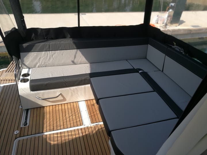  Motoscafo Jeanneau Merry Fisher 895 (2023) per Noleggio, overcloccabile Pola | #14461 - 20