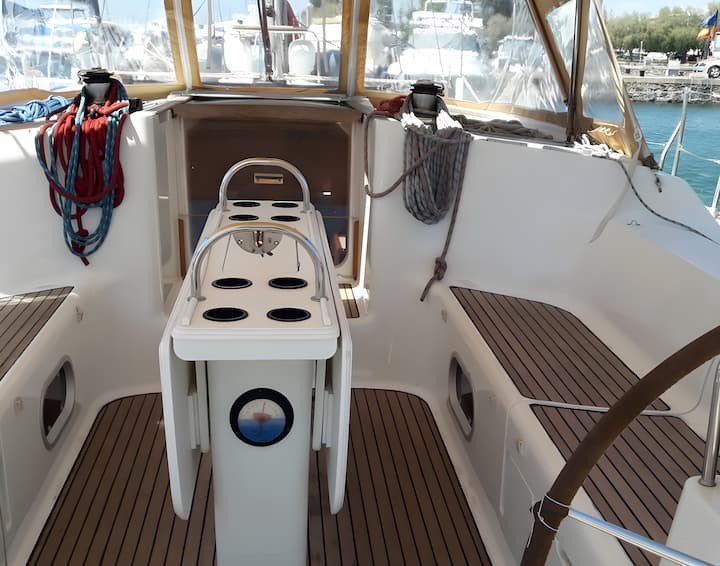 Sailboat Jeanneau Sun Odyssey 52.2 (2023) for Charter - Athens | #14509 - 12