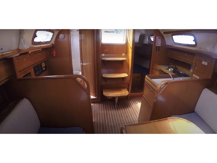 Sailboat Bavaria  33 Cruiser (2007) for Charter - Lefkada | #14557 - 3