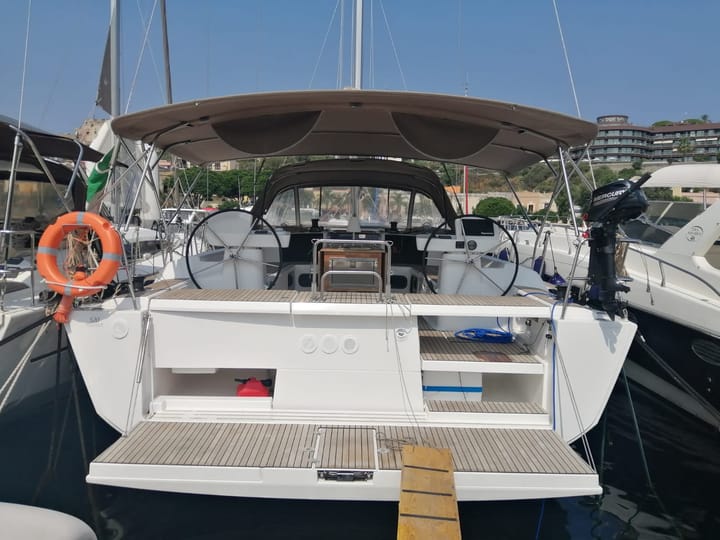 Voilier Dufour  520 Grand Large (2019) pour Charter - Milazzo | #14558 - 11