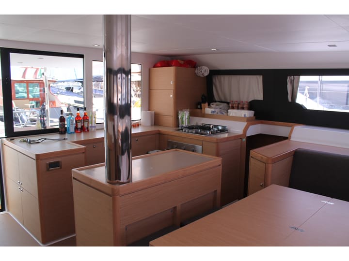Marsala 14.6 m Voor Charter Catamaran - #14660 - 2
