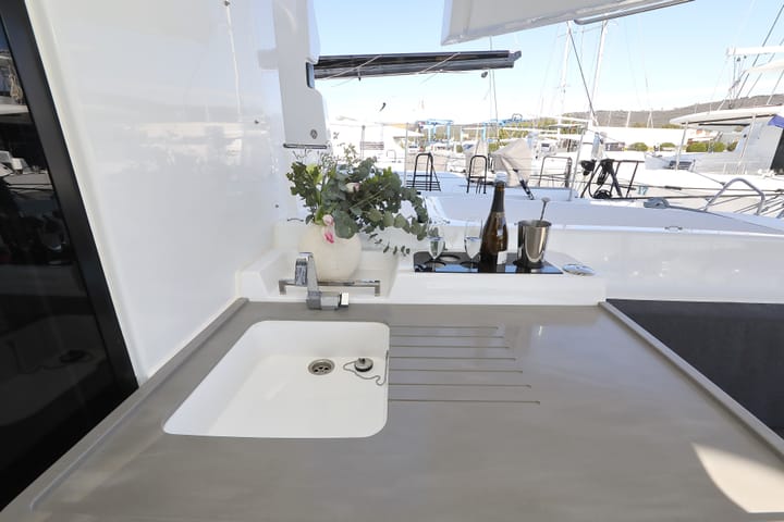 Katamaran Lagoon 51 (2023) für Charter - Sukošan | #14675 - 150