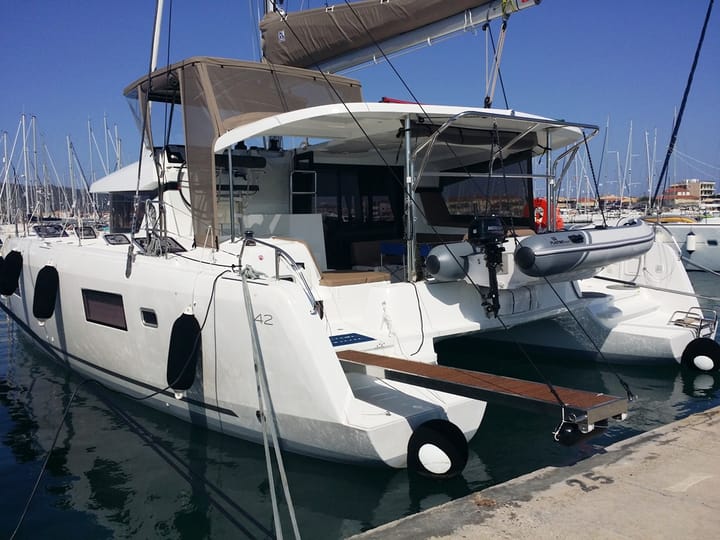 Lagoon,  42 (2020) - #14679