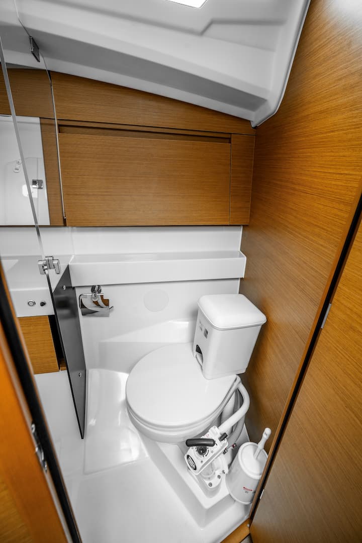 Sailboat Jeanneau Sun Odyssey 410 (2021) for Charter - Lavrion | #14689 - 13