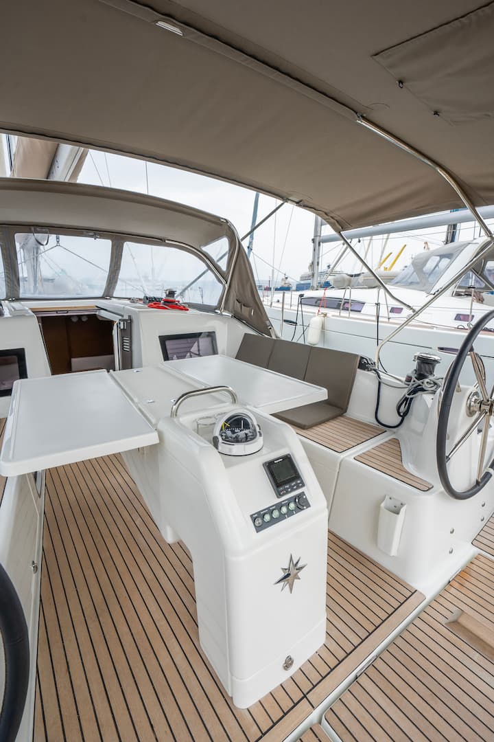 Sailboat Jeanneau Sun Odyssey 410 (2021) for Charter - Lavrion | #14689 - 5