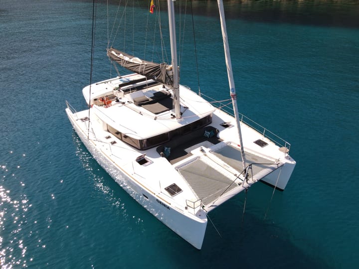 Sant Antoni de Portmany 14.01 m Per noleggio Catamarano - #14704 - 14