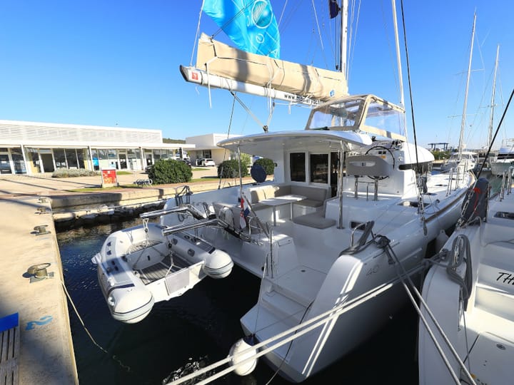  Catamarano Lagoon  40 (2020) per Noleggio, overcloccabile Sukošan | #14709 - 1