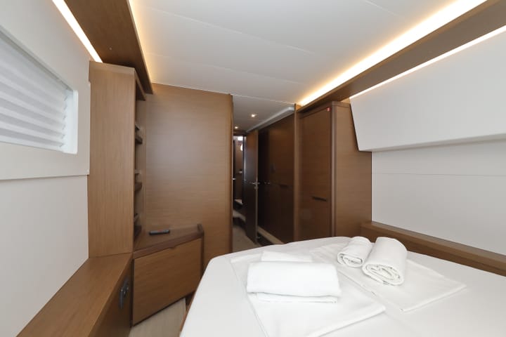  Catamaran Lagoon  46  (2022) voor Charter - Sukosan | #14711 - 84