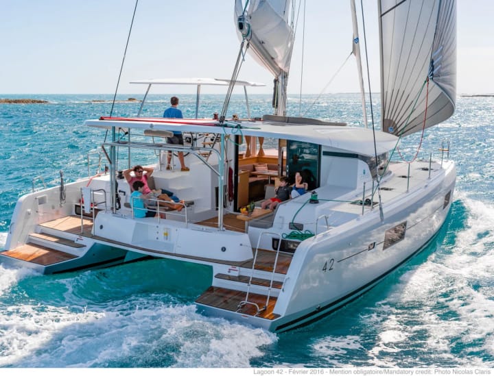 Martinique 13.96 m For Charter Catamaran - #14715 - 4
