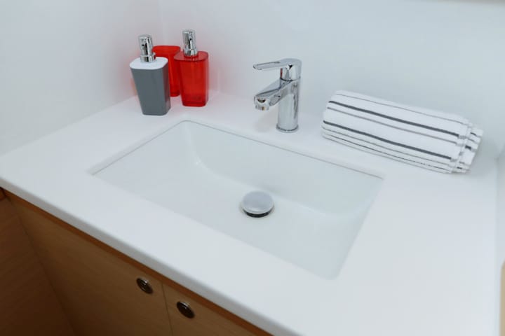  Catamarán Lagoon  52 (2017) para Charter - Sukošan | #14719 - 24