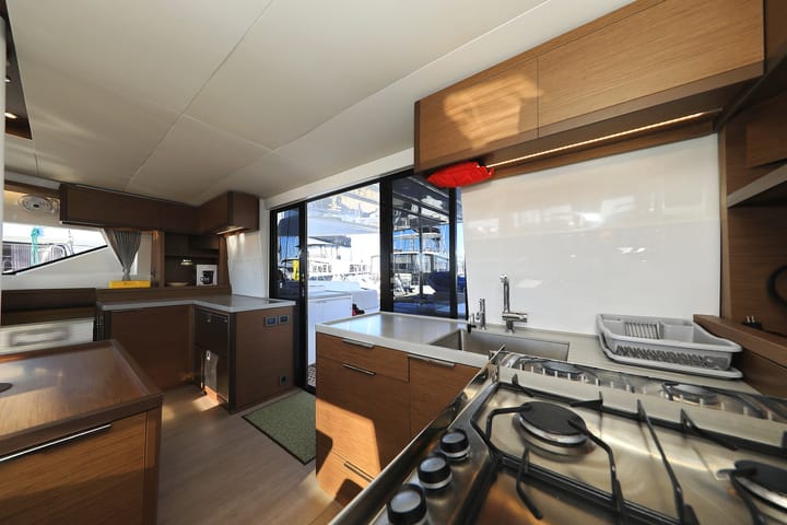 Katamaran Lagoon  50 (2021) für Charter - Sukošan | #14736 - 42