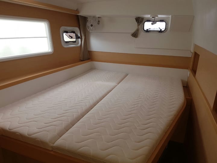 Catamaran Lagoon 400 S2 (2016) for Charter - Porto Rotondo | #14929 - 6