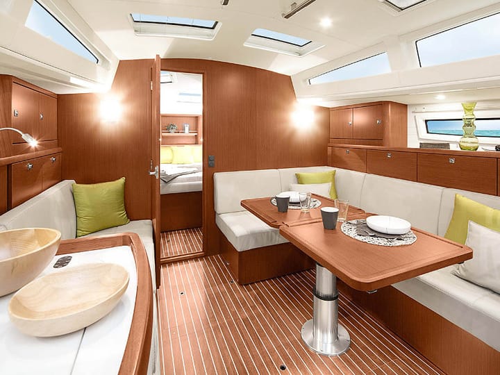 Voilier Bavaria  42 Cruiser (2021) pour Charter - Athènes | #14973 - 2