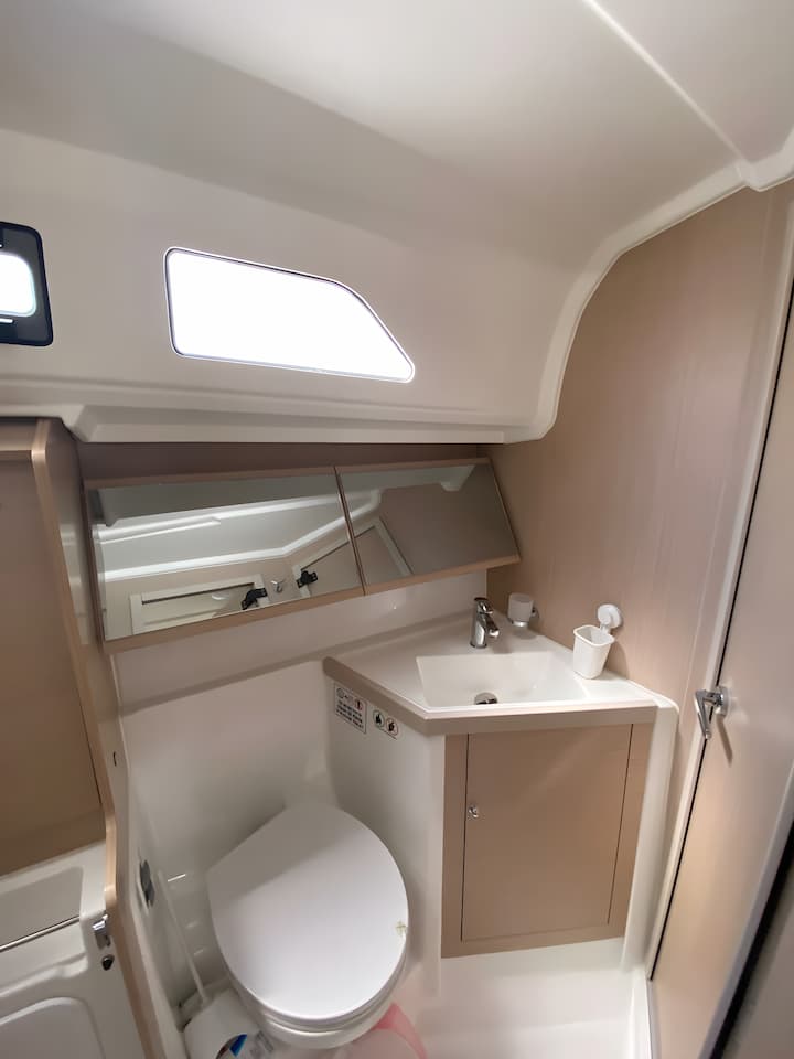 Beneteau Oceanis 40.1 Kiralık Yelkenli (2021) - Lavrion | #15002 - 33