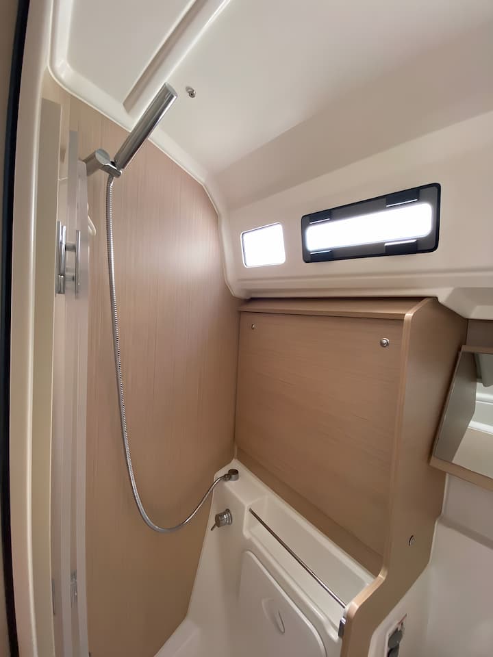 Beneteau Oceanis 40.1 Kiralık Yelkenli (2021) - Lavrion | #15002 - 34