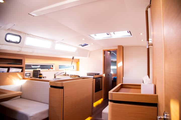 Sailboat Jeanneau Sun Odyssey 490 (2020) for Charter - Limassol | #15007 - 6