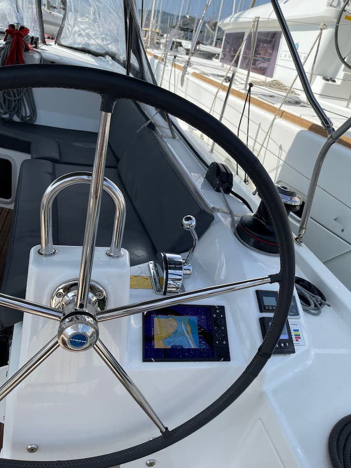  Velero Beneteau Oceanis 40.1 (2021) para Charter - Atenas | #15089 - 3