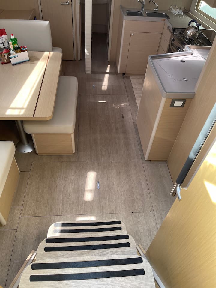  Velero Beneteau Oceanis 40.1 (2021) para Charter - Atenas | #15089 - 16