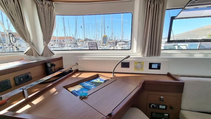  Catamaran Lagoon 46 Fly (2022) voor Charter - Trogir | #15157 - 8