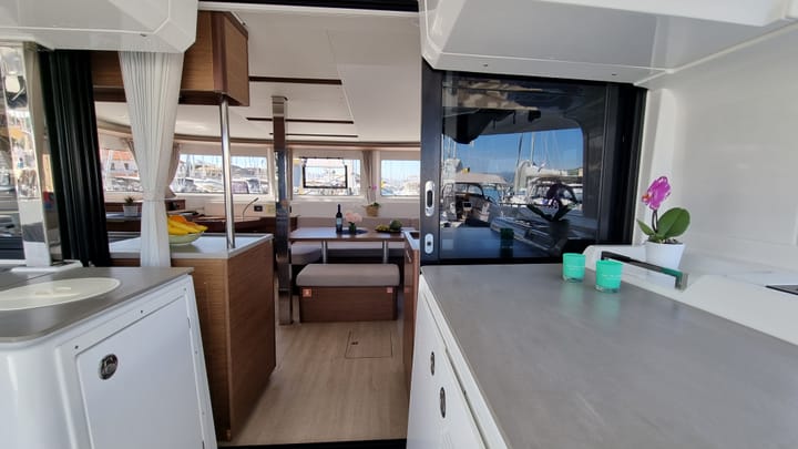  Catamaran Lagoon 46 Fly (2022) voor Charter - Trogir | #15157 - 5