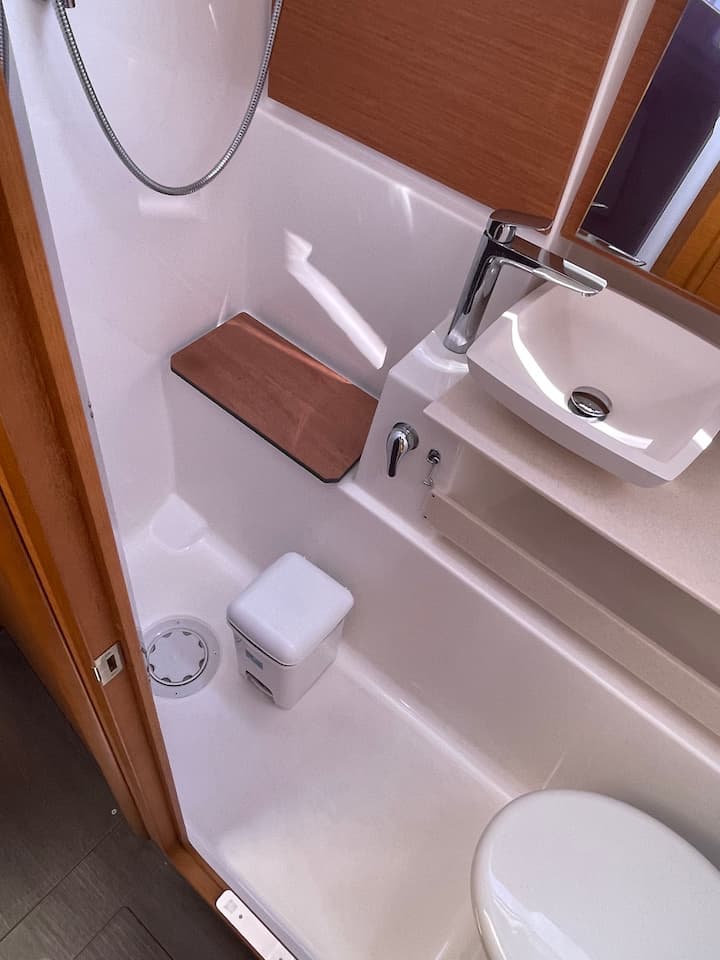 Sailboat Dufour  430 Grand Large (2023) for Charter - Rhodes | #15173 - 20