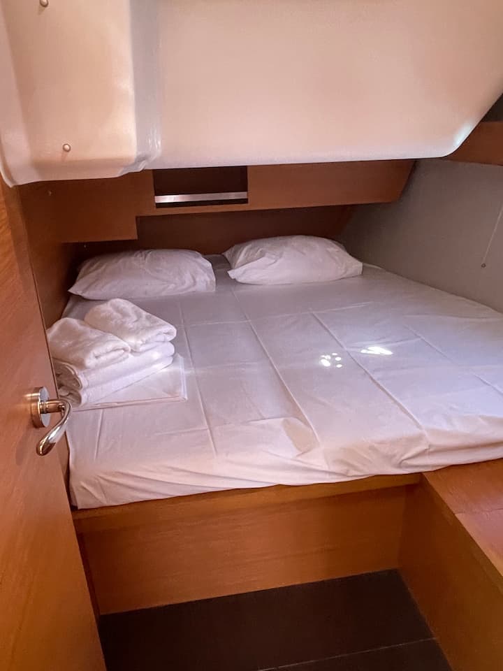 Sailboat Dufour  430 Grand Large (2023) for Charter - Rhodes | #15173 - 17