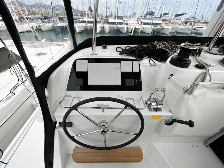 Catamaran Lagoon  42 (2022) for Charter - Athens | #15195 - 9