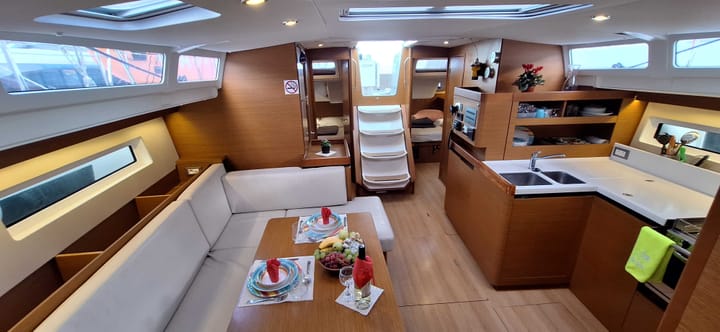 Voilier Jeanneau Sun Odyssey 490 (2019) pour Charter - Lefkada | #15252 - 11