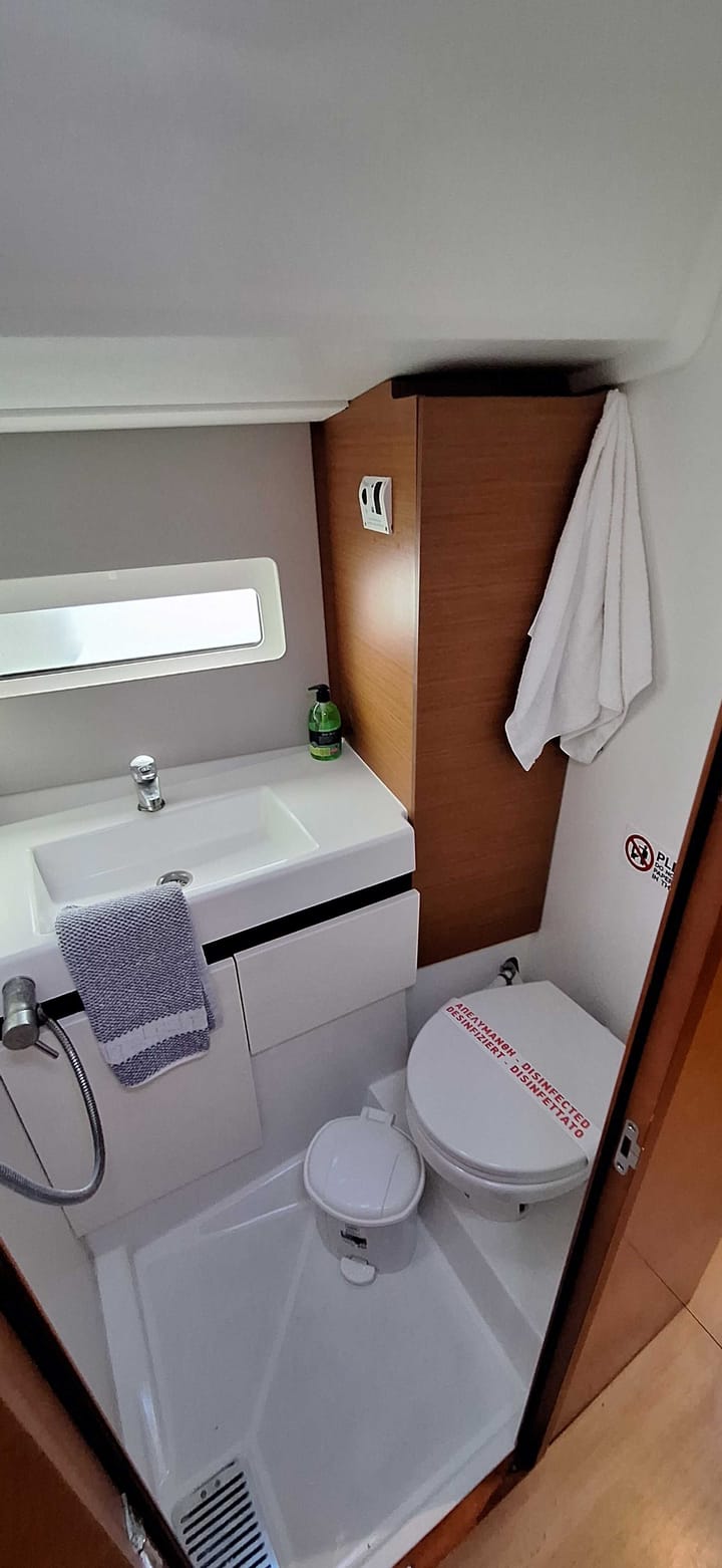 Voilier Jeanneau Sun Odyssey 490 (2019) pour Charter - Lefkada | #15252 - 10