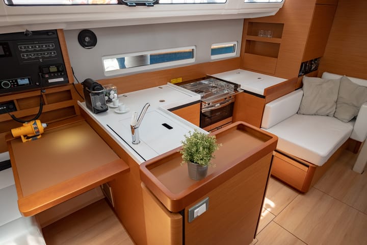  Barca a vela Jeanneau Sun Odyssey 410 (2020) per Noleggio, overcloccabile Lefkada | #15277 - 36