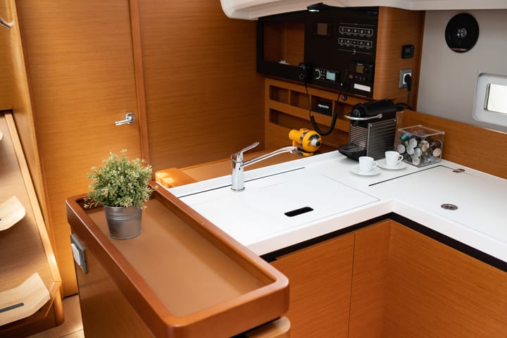  Barca a vela Jeanneau Sun Odyssey 410 (2020) per Noleggio, overcloccabile Lefkada | #15277 - 63