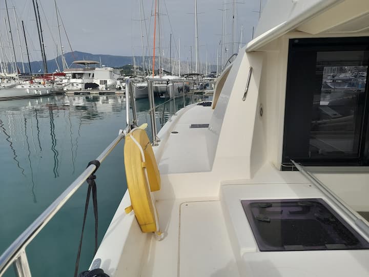 Leopard 434 PowerCat Kiralık Katamaran (2018) - Gouvia | #15324 - 6