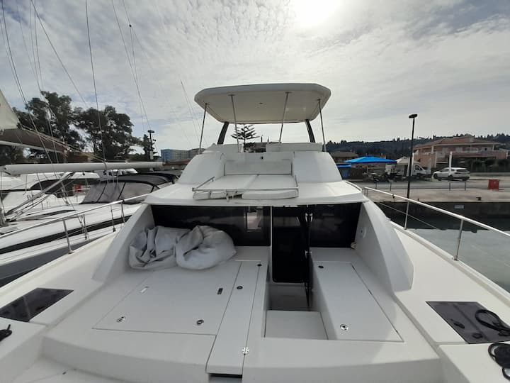 Leopard 434 PowerCat Kiralık Katamaran (2018) - Gouvia | #15324 - 8