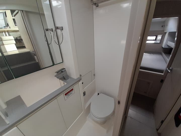 Leopard 434 PowerCat Kiralık Katamaran (2018) - Gouvia | #15324 - 28