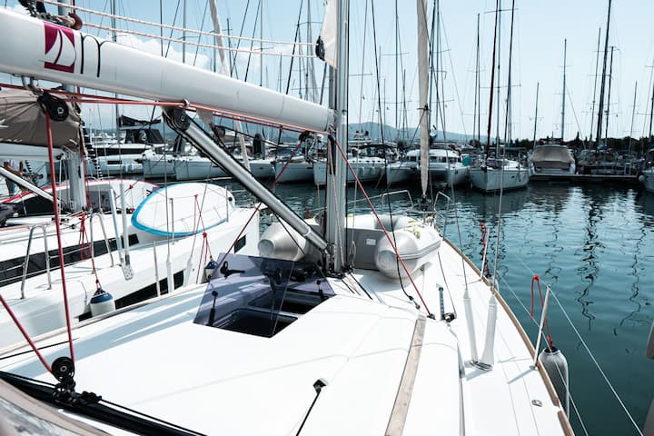 Lefkada 12.8 m For Charter Voilier - #15384 - 13