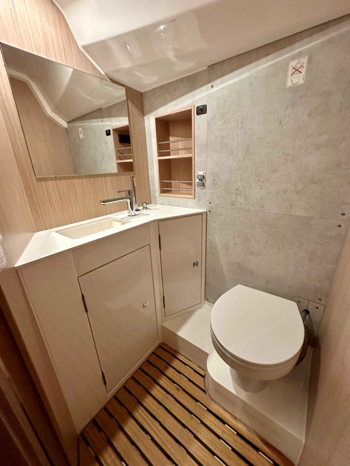 Voilier Bavaria  42 Cruiser (2023) pour Charter - Lefkada | #15413 - 12